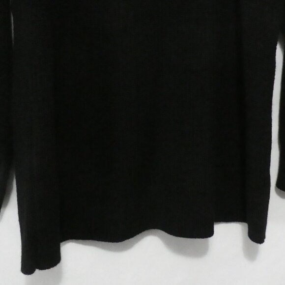 SHEIN CURVE | 1X | Black Knit V-Neck Sweater | Full Lace-Up Sleeves - Picture 15 of 16